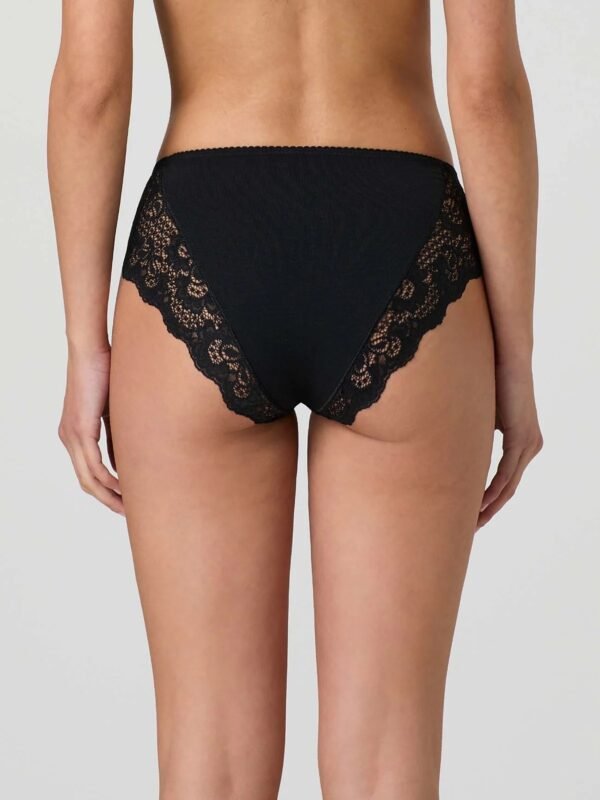 6 slip pizzo Jadea 530